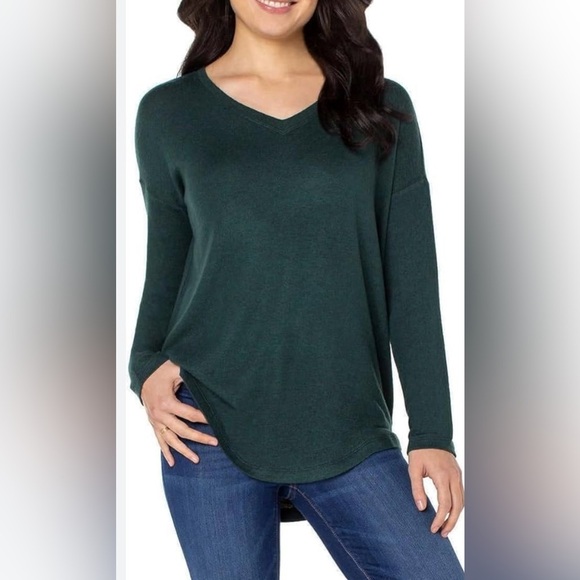 Well Worn Tops - Well Worn Women's V-Neck Long Sleeve Top Sz XL Green